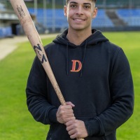 Baseballspieler mit Orthese - Simon Liedtke von den Heidenheim Heideköpfen