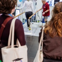 Auszubildende auf der Fachmesse
